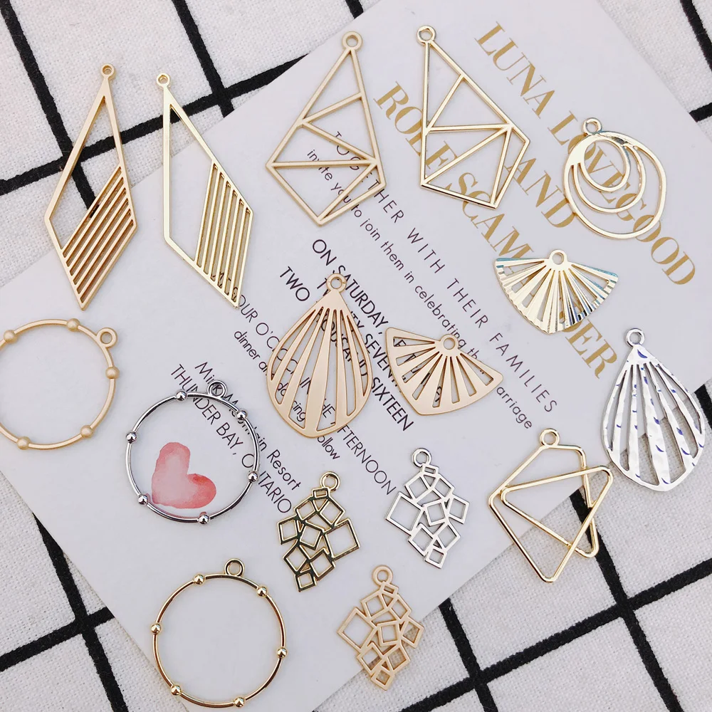 8-teiliges farbfixierendes Legierungs-Sub-Gold-Zubehör, geometrische Raute, Zubehör, runde Jakobsmuschel-Schmuck-Tropfenohrringe Image