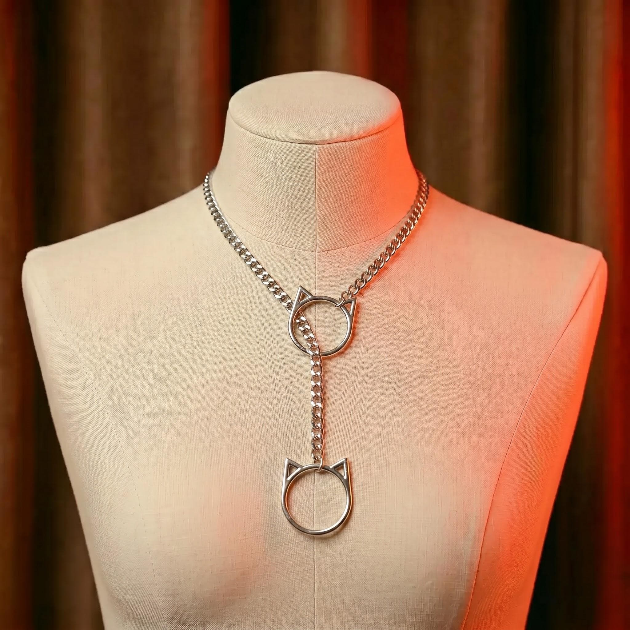 Collana girocollo gotica punk Y2K con catena scorrevole in argento e anello a O a forma di testa di gatto / Accessorio versatile per tutti i giorni e