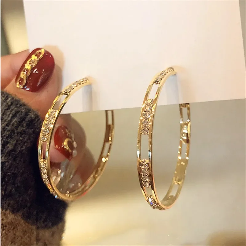 Luxus Weibliche Große Weiße Runde Hoop Ohrringe Mode Gold Farbe Farbe Hochzeit Ohrringe Doppel Zirkon Stein Ohrringe Für Frauen