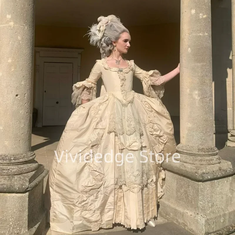 Maßgeschneiderte Marie-Antoinette Barock Champagner Ballkleider A-Linie Plissiert mit Spitzenbesatz Rokoko Hofkönigin Prinzessin Vintage Abendkleid