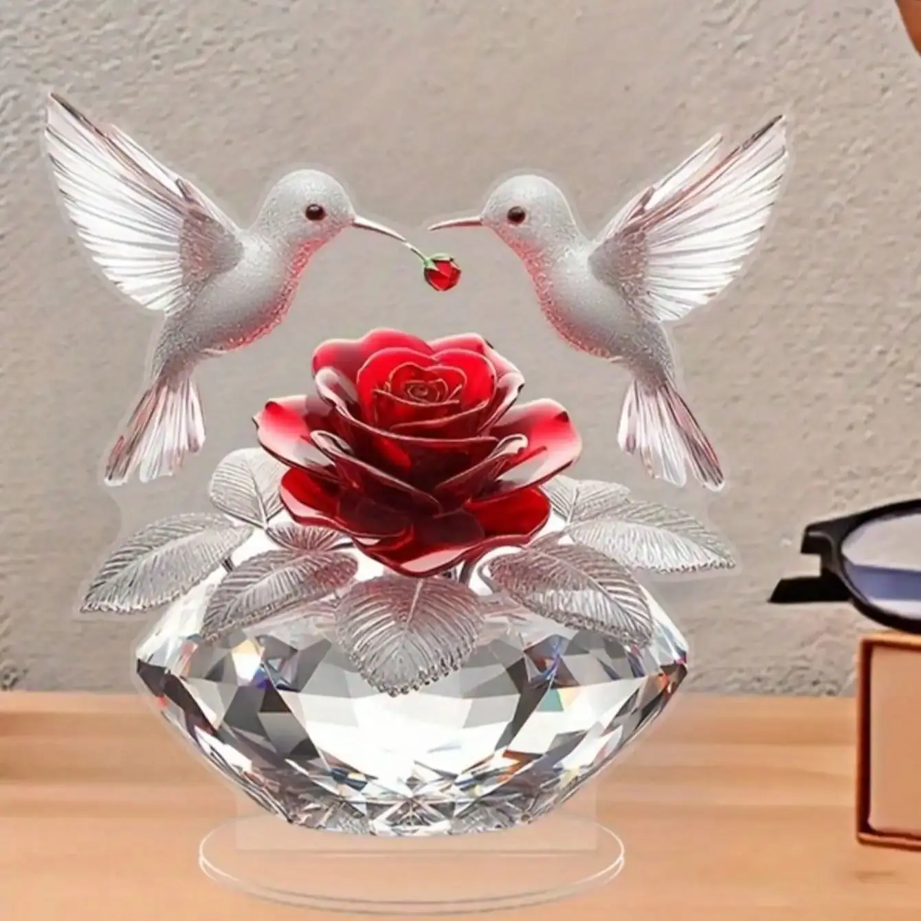 Tischdekoration mit Rosen- und weißen Vögeln, ideal für Wohnzimmer, Heimdekoration und Abschlussgeschenke Image