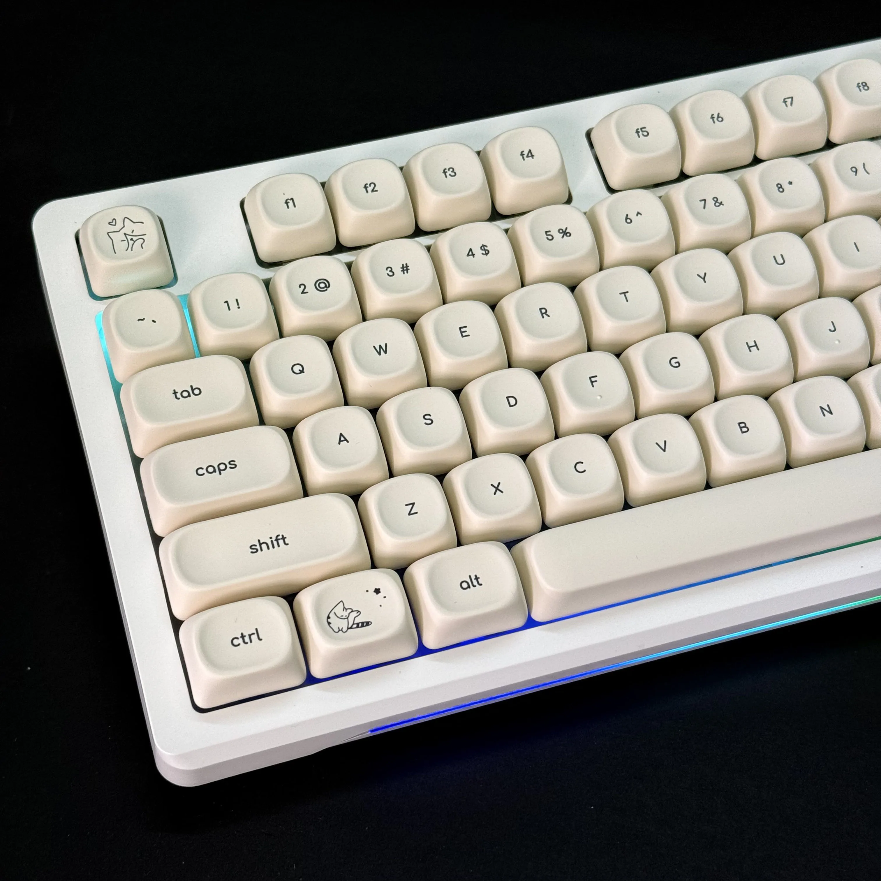 Koreanische Niedliche Tastenkappen 60% 65% 75% TKL 96% 100% Layout MOA Milchige Katze Frucht-Print Hangul Tastenkappen für MX-Schalter Mechanische Tastatur Image