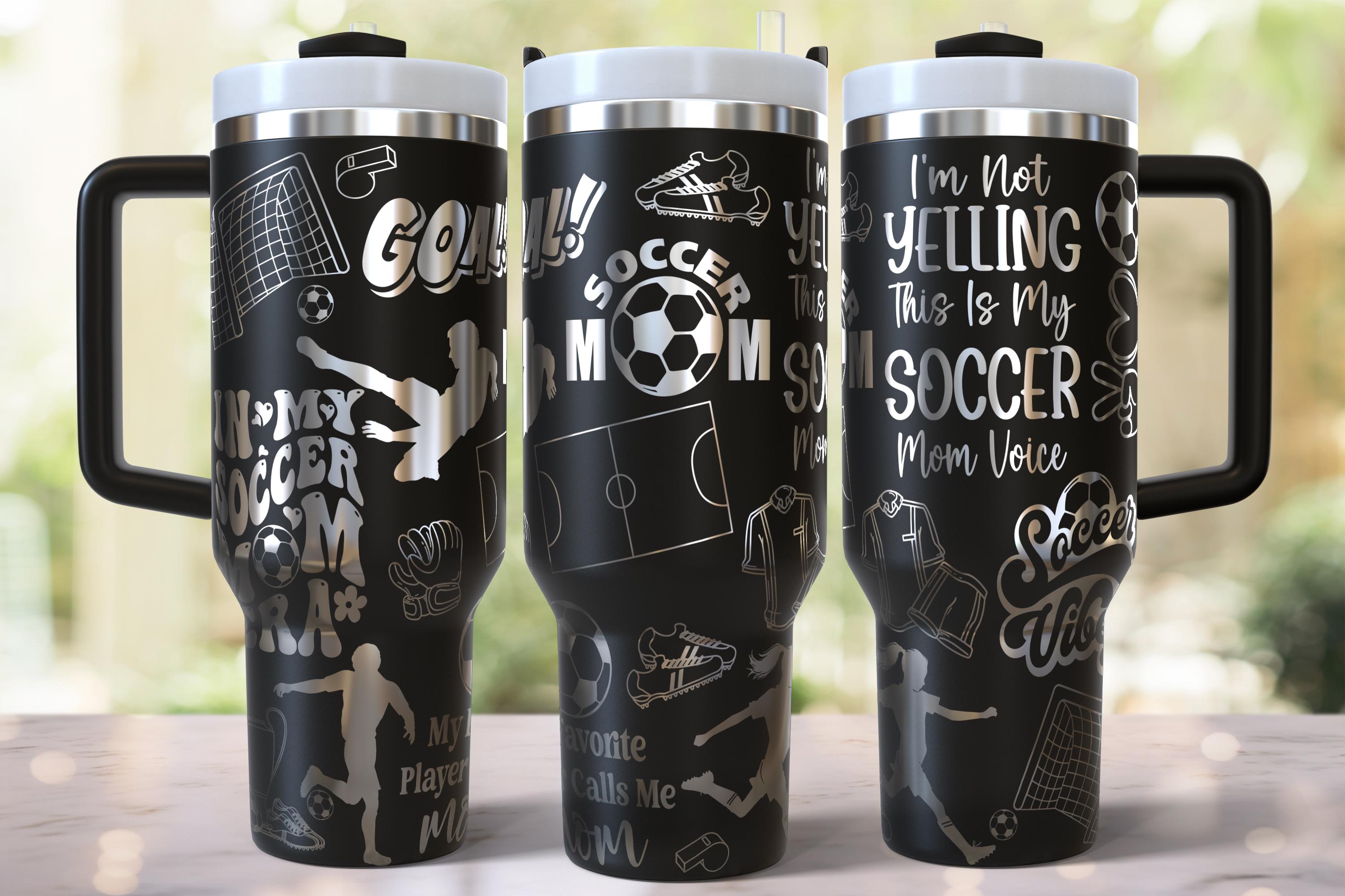 "Design con incisione laser \"Soccer Mom\" per bicchiere da 40 oz, scaricabile, SVG per bicchiere rotante laser, incisione laser per bicchiere da 40 oz \""