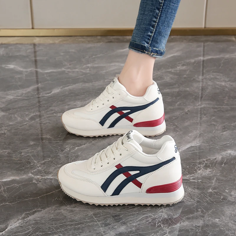 Neue Damen-Papa-Schuhe mit dicken Sohlen und einer Innenhöhe von 8 cm. Dexun-Schuhe. Casual Board-Schuhe von Forrest Gump
