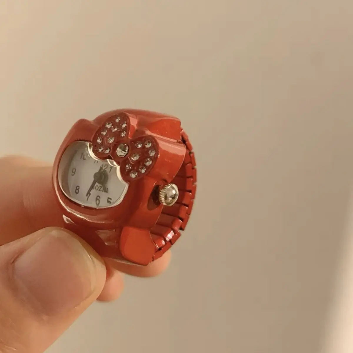 Süße Hello Kitty Katze Uhr Ring Vielseitige Nische Fingeruhr Mini Uhr Retro Kreative Elektronische Uhren Anime Kawaii Spielzeug Geschenke