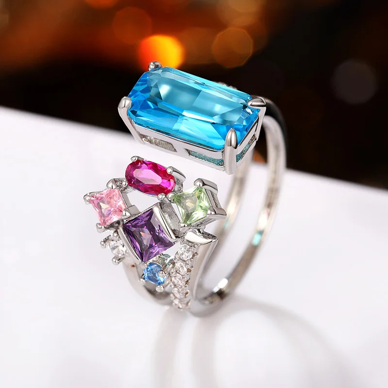 Huitan geometrische bunte cz Frauen ringe helle Braut ringe für Hochzeits feier eine Größe Öffnung veränderbarer Modeschmuck Image