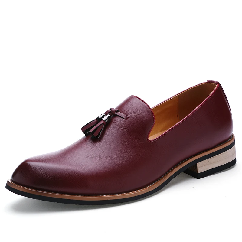 Luxus Männer Leder Loafer Designer Quasten Brogue Schuhe Männlichen Hochzeit Schuhe Mode Hohe Qualität Männer Casual Schuhe Große Größe 38-46