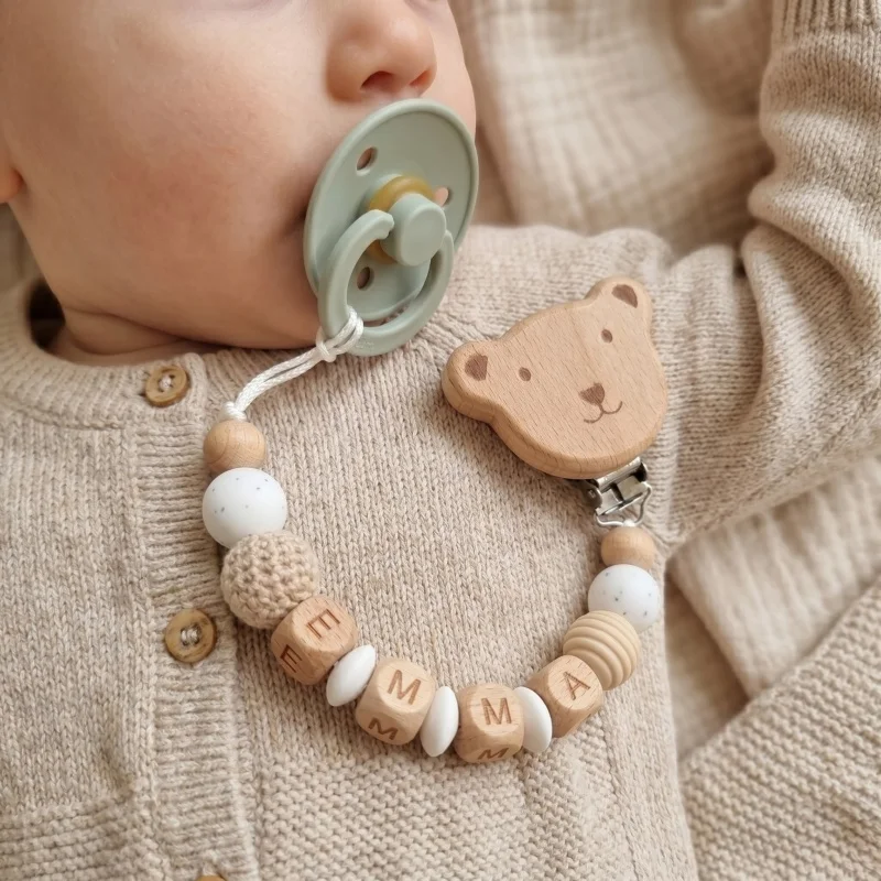 Personalisierter Schnullerclip mit individuellem Namen, Silikon-Holzperlen, Baby-Beißkette, Schnullerhalter, BPA-frei, Geschenk zur Babyparty für Neugeborene Image