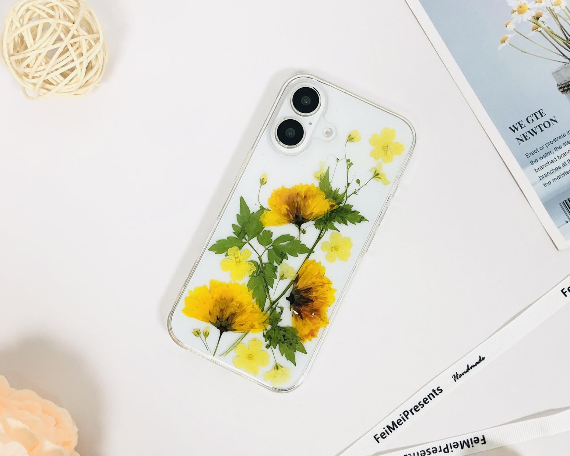 Custodia per telefono con fiori gialli e foglie verdi pressate per iPhone 17e 16e 16e 15, custodia per Google Pixel 10, custodia per Samsung S26 Edge