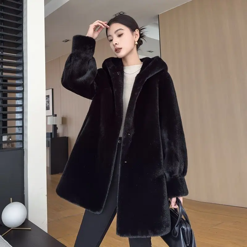 Kunstpelz Damenmantel Schneefester Gefütterter Verwandelbarer Hochgeschnittener Farbverlauf-Lederjacke Gemütliche Quasten Fitness Trendy Ins Image