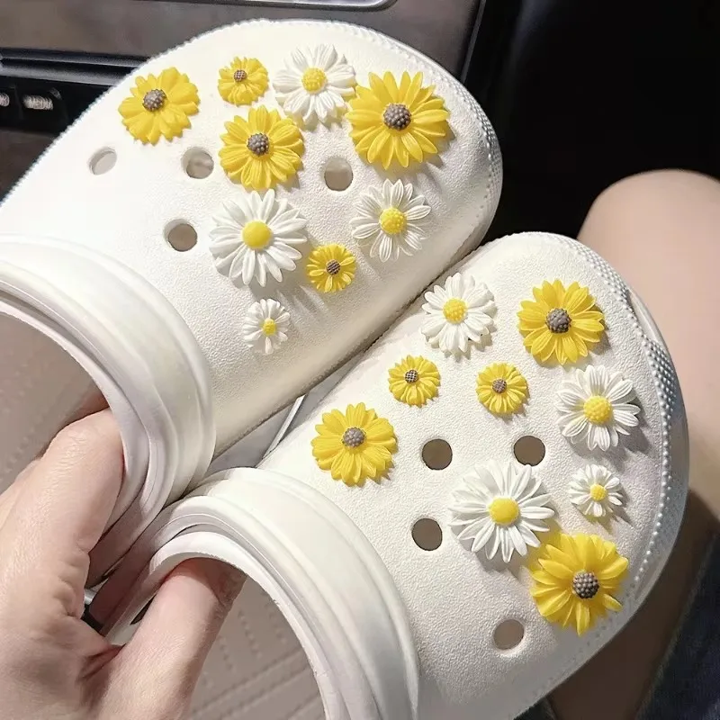 18-teiliges Niedliches Modisches Gänseblümchen-Set Schuh-DIY-Charms DIY-Sandalen-Dekoration Garten-Schuh-DIY-Schnallen Pins Schuh-DIY-Dekoration DIY-Zubehör