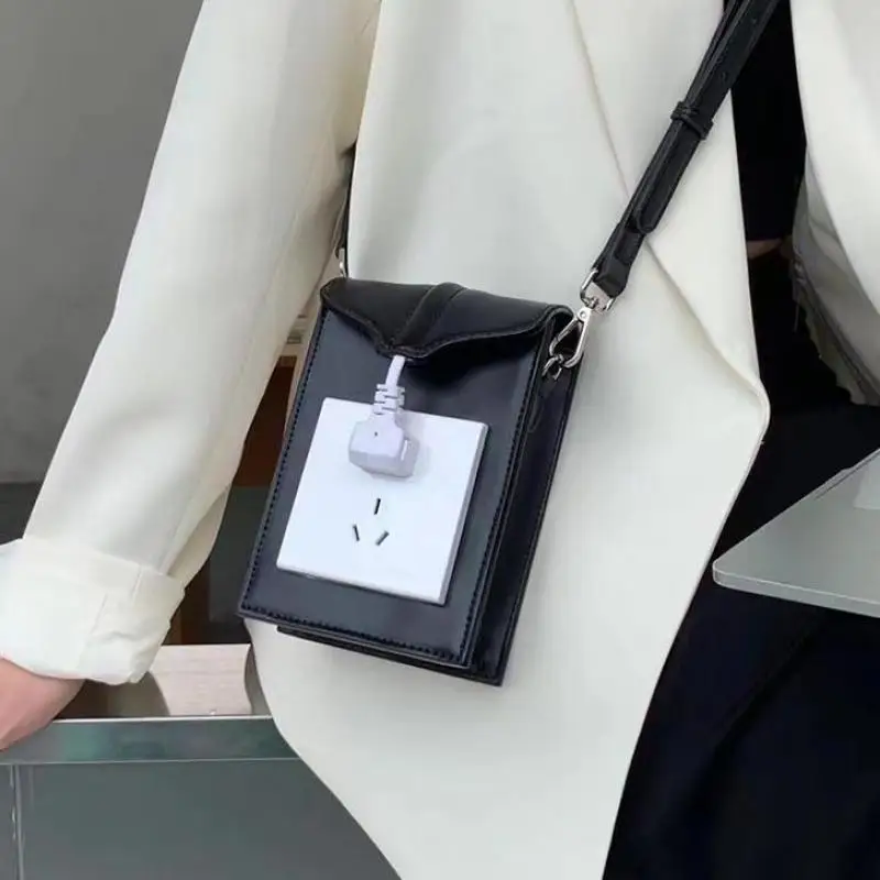 2025 Design créatif 3D interrupteur prise conception téléphone portable sac Simple décontracté mode Mini épaule sac à bandoulière pour les femmes à la mode