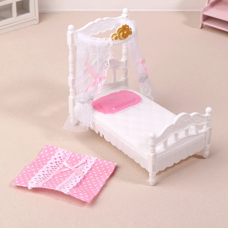 1Set Puppenhaus Prinzessin Bett Mit Moskitonetz & Bettlaken 1/12 Mini Puppen Haus Schlafzimmer Möbel Dekoration Puppe zubehör