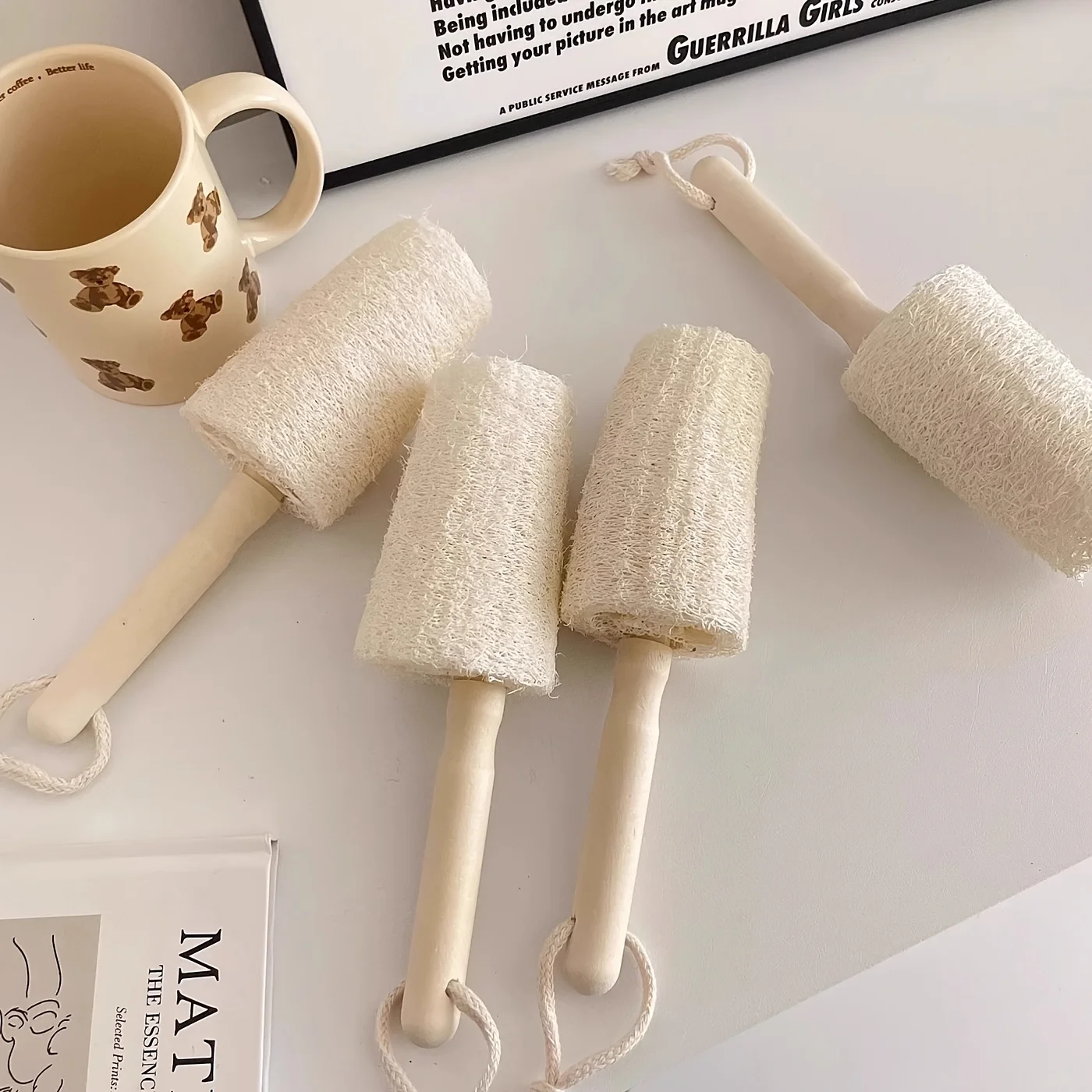 Holzgriff-Luffa-Flaschenbürste (1 Stück) - Umweltfreundlich, Kratzfreie Reinigung mit Aufhängbarem Küchendesign Image