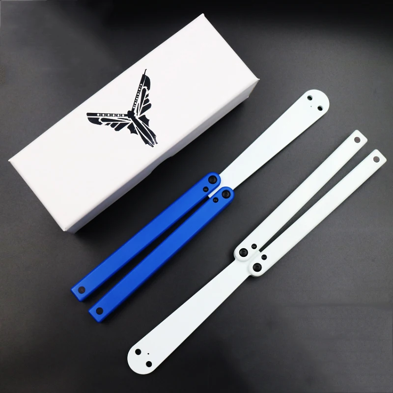 XDYY Klon Squiddy Übungs-Butterfly-Messer aus Kunststoff, ungeschärft, faltbar, Taschen-EDC-Balisong-Trainer