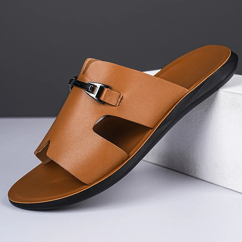 Trendige Herren-Hausschuhe 2026 Herren-Sandalen Frühling Freizeitschuhe Mode Rutschfeste Herrenschuhe Verschleißfeste Gummisohle Große Größe 48