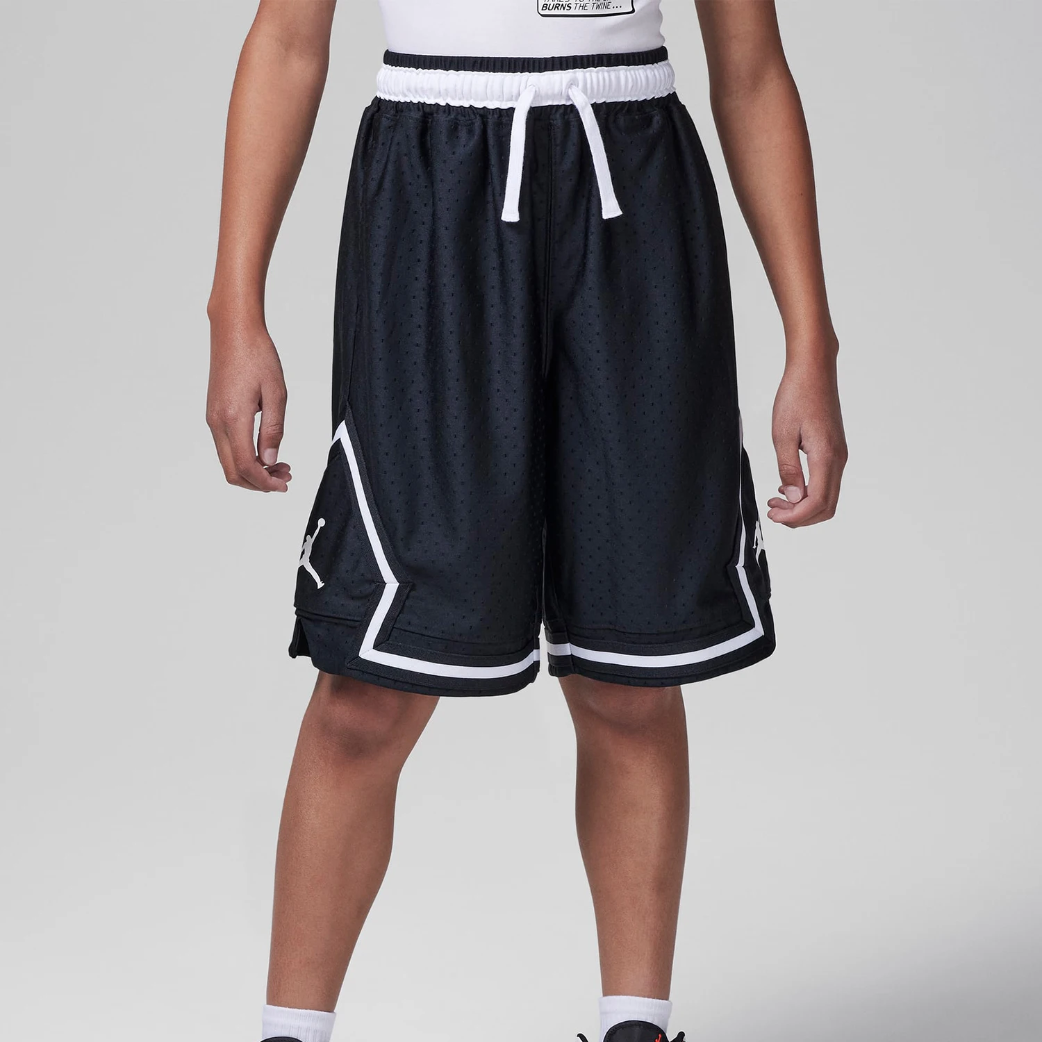 Nike Authentic JORDAN Sport-Freizeitshorts aus lockerem Strick für große Kinder HQ7219-010 Image