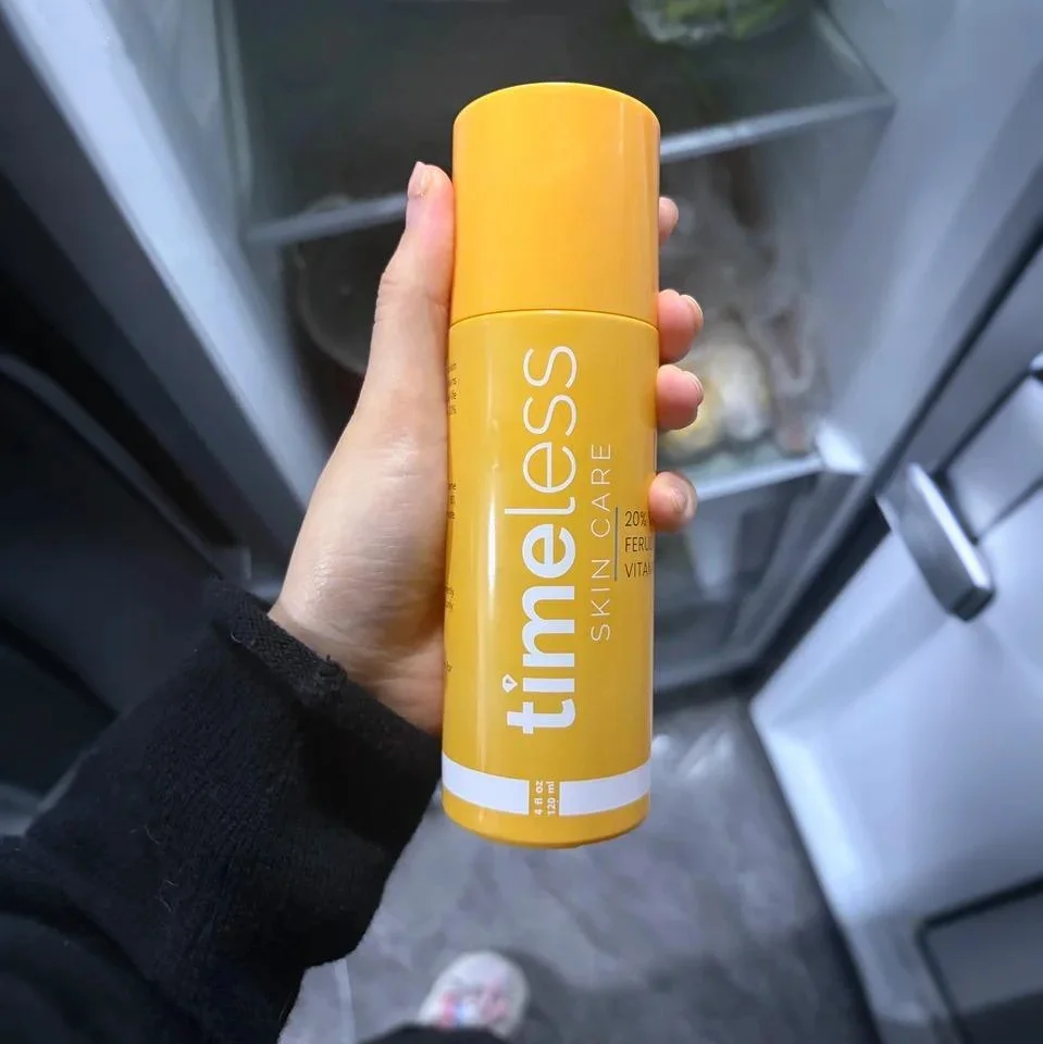 Zeitloses 20% Vitamin-C-Antioxidans-Serum, aufhellende Feuchtigkeitspflege, gleichmäßiger Hautton für strahlende Haut, verbessert die Hautelastizität, verkleinert Poren. Image