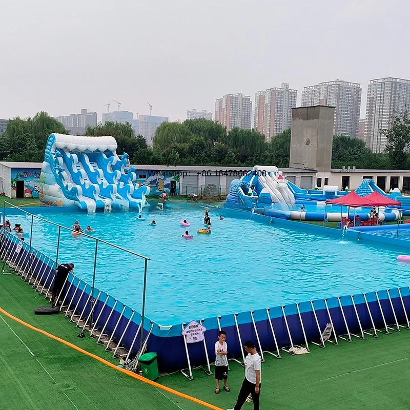 Kinder-Outdoor-Hüpfburg Aufblasbare Burg mit Wasserrutsche für Schwimmbad Erwachsene und Kinder Image