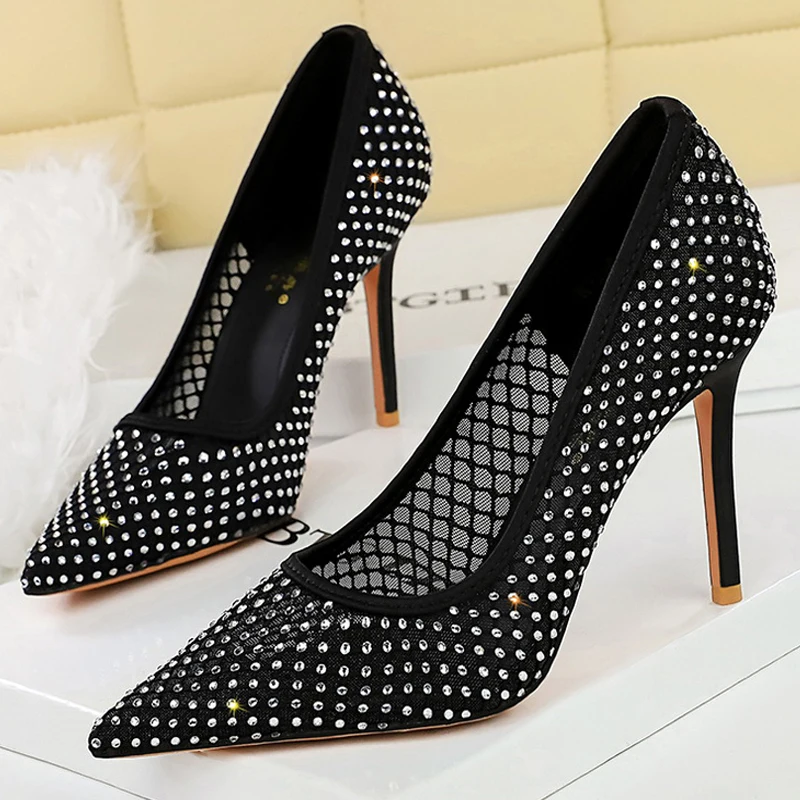 Luxus Strass Mesh Frauen Pumpen Mode Kleid Hochzeit Schuhe High Heels Stilettos 9,5 CM Sexy Party Schuhe Neue Damen Pumpen