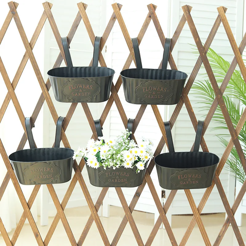 2 Pezzi Fioriera Ovale Nera Vintage in Metallo da Appendere con Manico Staccabile, Vaso da Fiori in Ferro Montabile a Parete per Balcone Giardino Arredamento Casa