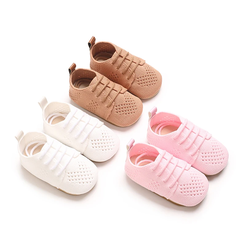 Bequeme und atmungsaktive Stoffschuhe für Frühling und Sommer, Babyschuhe zum Laufenlernen.