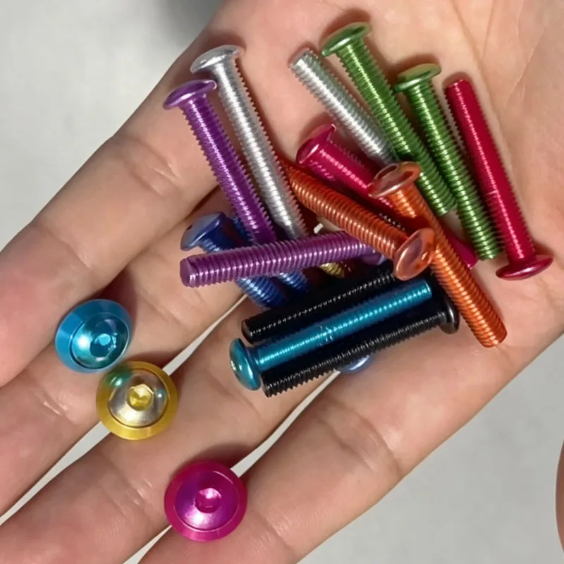 10 Stück ISO7380 bunte Schrauben aus Aluminiumlegierung, M3 M4 M5 M6 Innensechskantschrauben mit Innensechskant und rundem Kopf Image