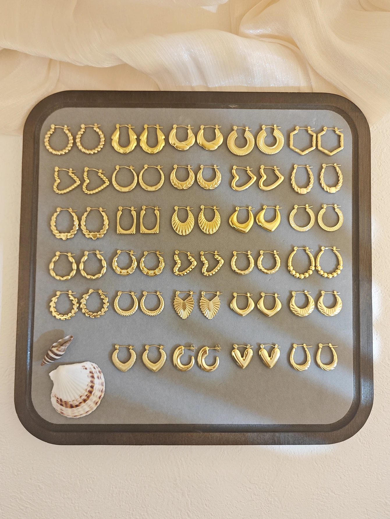 Statement U-förmige Creolen, klobiger Edelstahlschmuck, trendige Herz- und runde Twist-Creolen für Damen, Partygeschenk Image