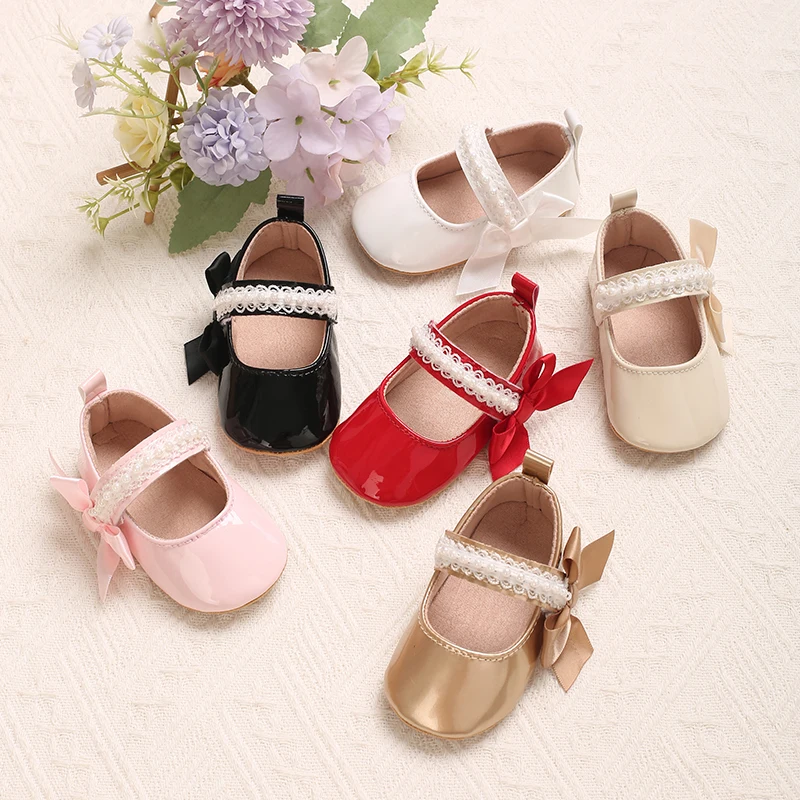 Süße Lederschuhe für Babys im Alter von 0 bis 18 Monaten, Frühling und Herbst, neue modische, vielseitige Prinzessinnenschuhe, Gummiboden, rutschfeste Prinzessinnenschuhe