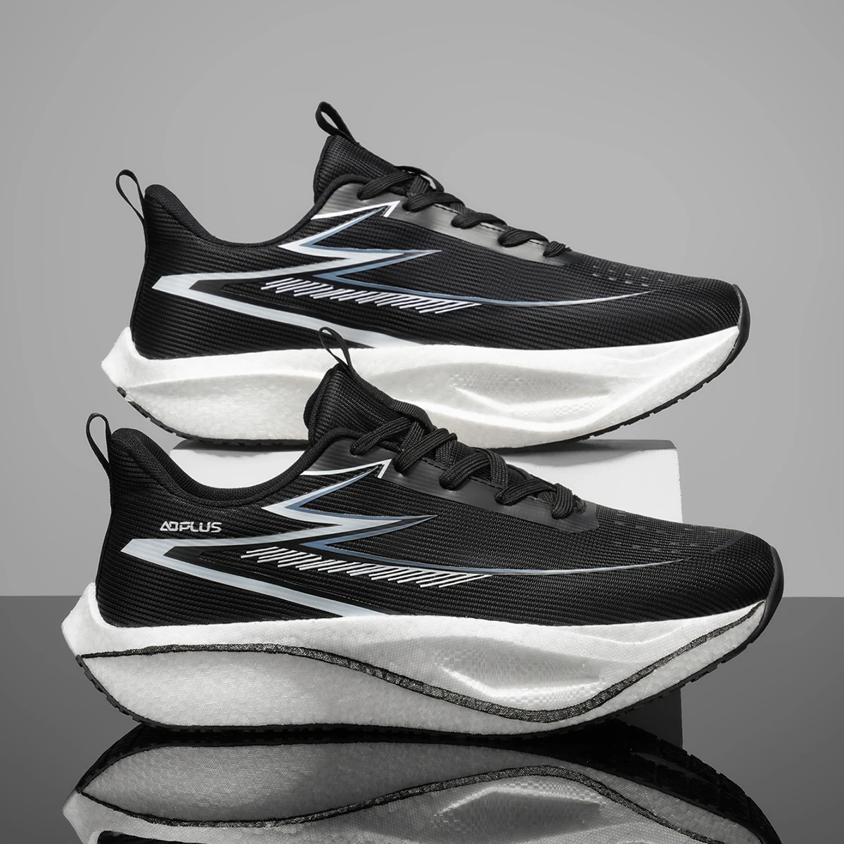 Unisex Weiße Mesh-Laufschuhe - Leichte Atmungsaktive Sportschuhe, Hochelastische Gepolsterte Performance-Trainer