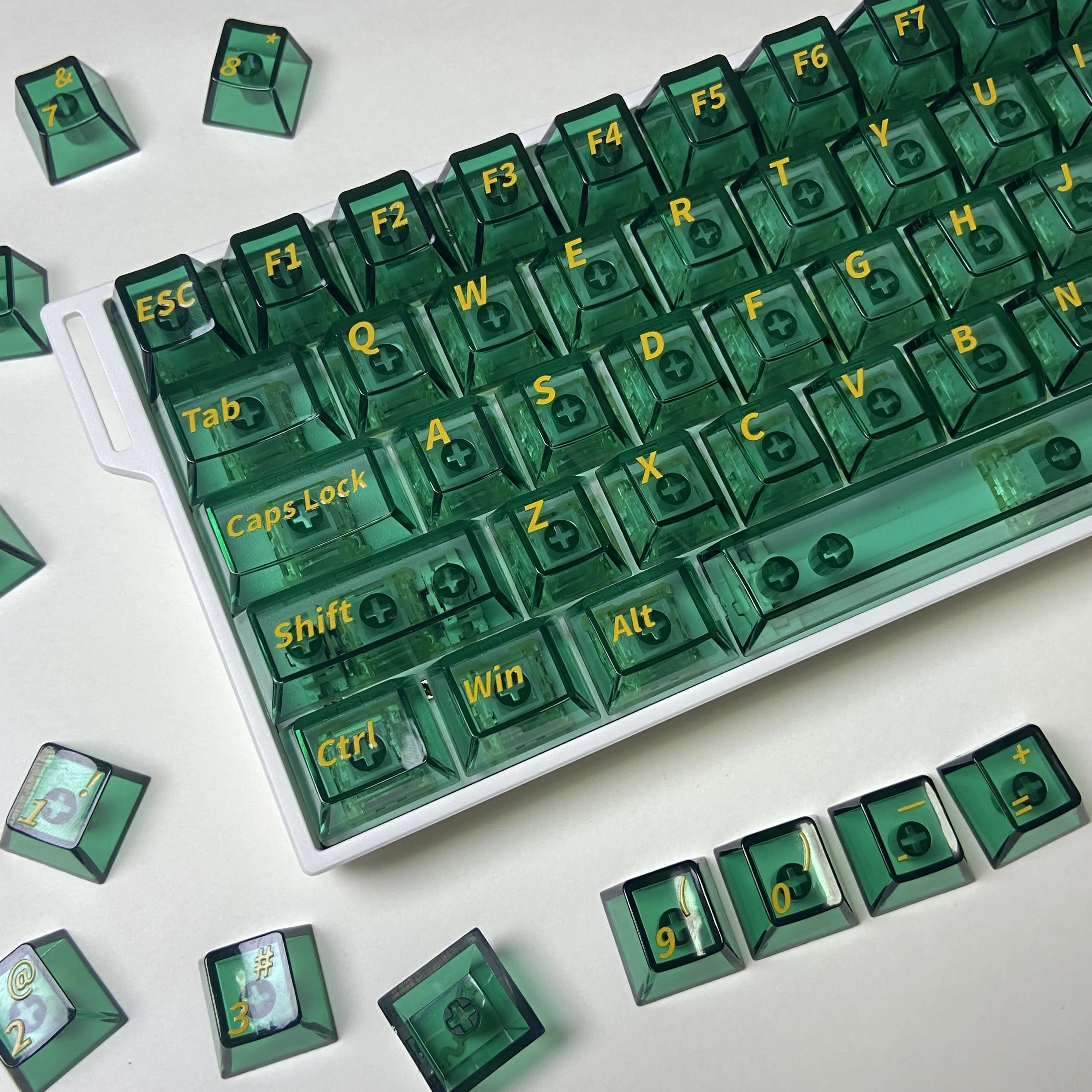 Grüne transparente Tastenkappen, gelbes Oberteil, Kirschprofil mit Numpad für 60 % 75 % 100 Layouts, MX Switches mechanische Tastatur Image
