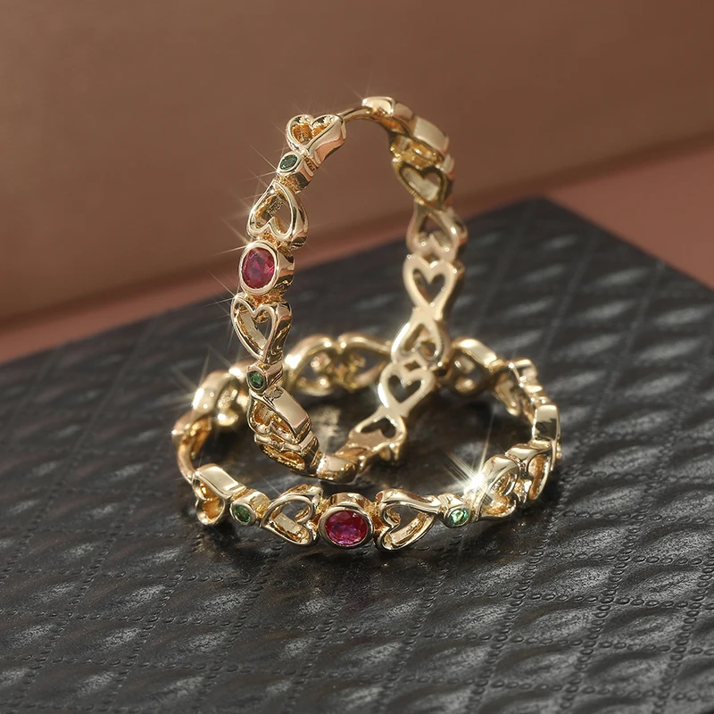 Luxuriöse Damen-Herzform-Creolen mit Zirkonia-Steinbesatz in Goldfarbe, Hochzeitsschmuck, Valentinstagsgeschenk Image