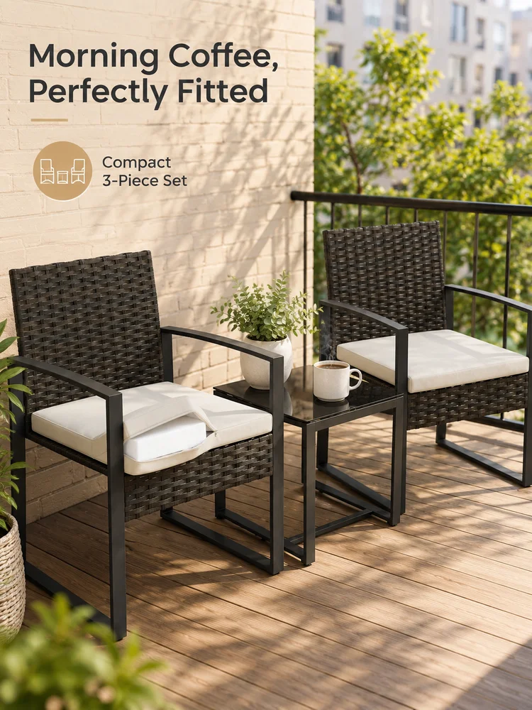 Rattan-Bistro-Set, 3-teiliges Gartenmöbel-Set mit 2 Stühlen und Kaffeetisch, abnehmbare Kissen, cremeweiß, wetterfestes PE-Rattan für kleine Balkone, Terrassen, Veranden