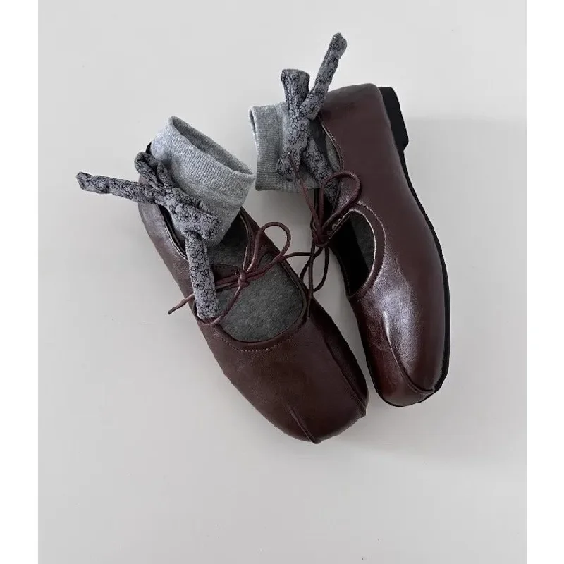 Vintage Mary Jane Ballerinas für Damen Elegante Schuhe mit eckiger Spitze und Riemen Schicke flache Schuhe Trendige Balletcore Festliche Pumps