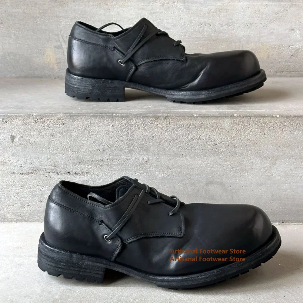 Schwarze Leder-Derby-Schuhe für Herren, dicke Sohle, große runde Zehenschuhe, Designer-Stil, trendige, handgefertigte Leder-Casual-Herrenschuhe