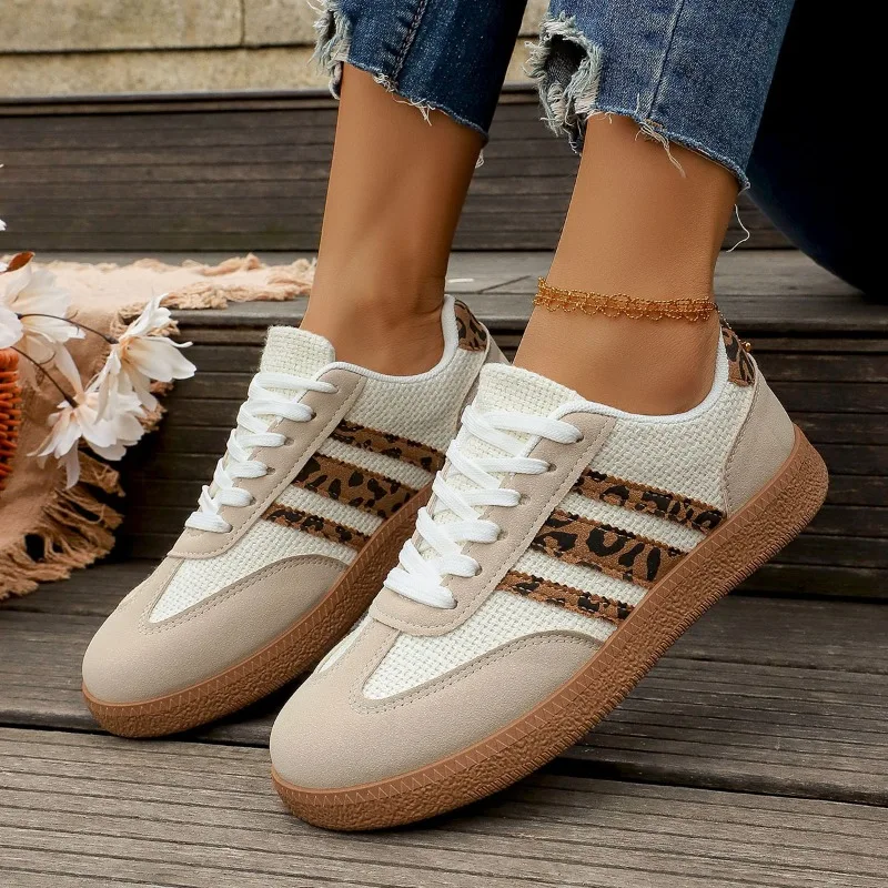 Große Größen Damen-Sportschuhe Leopardenmuster Flache Sneaker Retro Casual Kreuzschnalle Runde Zehenkappe Bequeme Damenschuhe
