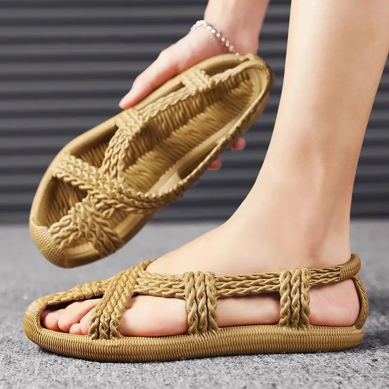 Hohle, atmungsaktive Herren-Sandale für den Außenbereich, hohe Qualität im Willkommensangebot, japanischer lässiger PVC-Trend für Erwachsene, 2025, Sommerschuh Image