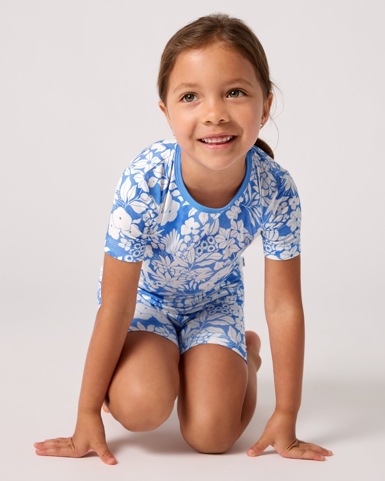 Azure Garden Two-Piece Short Sleeve & Shorts Pajama Set - 18-24 months