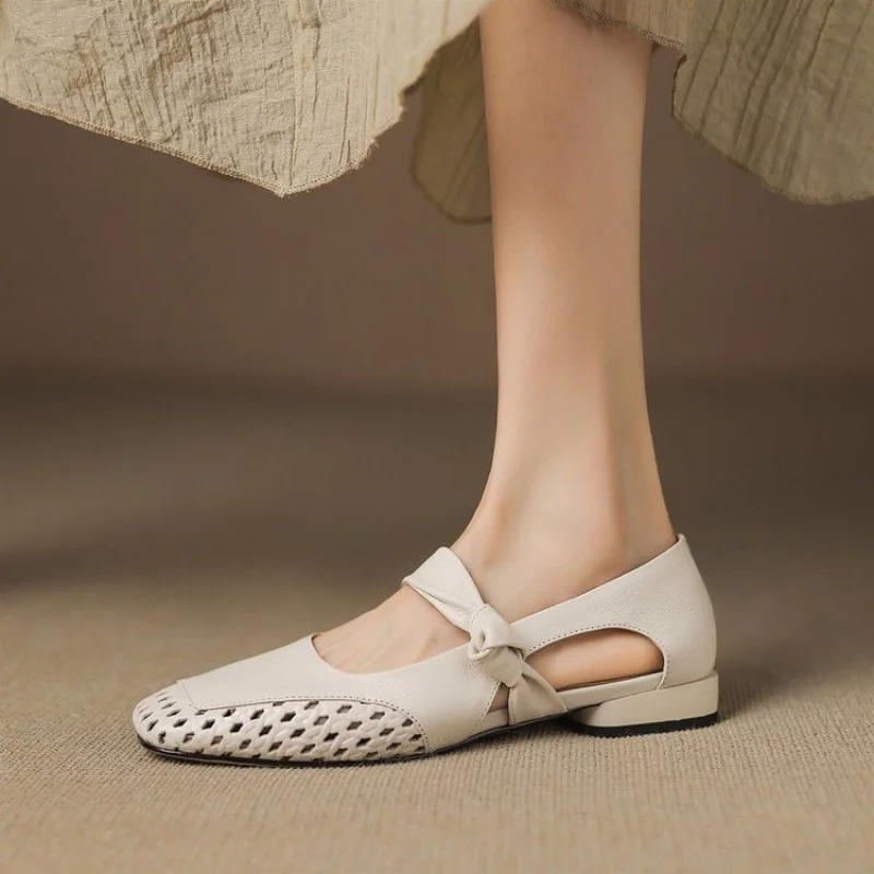 Damen Mary Jane Schuhe Vintage Eckige Spitze Flache Schuhe Elegante Ausgehöhlte Geflochtene Schuhe Schicke Knöchelriemen Sommer Casual Flats