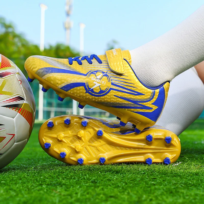 Neue Fußballschuhe für Kinder mit Klettverschluss, niedrig geschnittene Fußballschuhe, Trainingsschuhe für Kinder, rutschfeste Futsal-Sneaker für Jungen und Mädchen