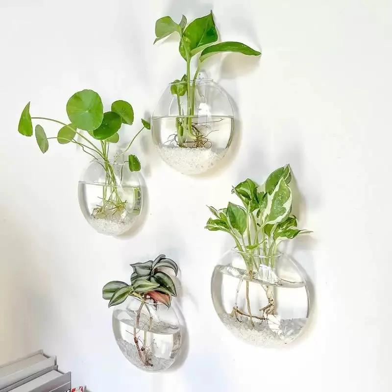 2/4/6er-Pack Wandbehang aus Glasterrarium – selbstbewässernde Hydrokultur-Pflanzgefäße für die Heim- und Bürodekoration, handgefertigte runde Kristallvase Image