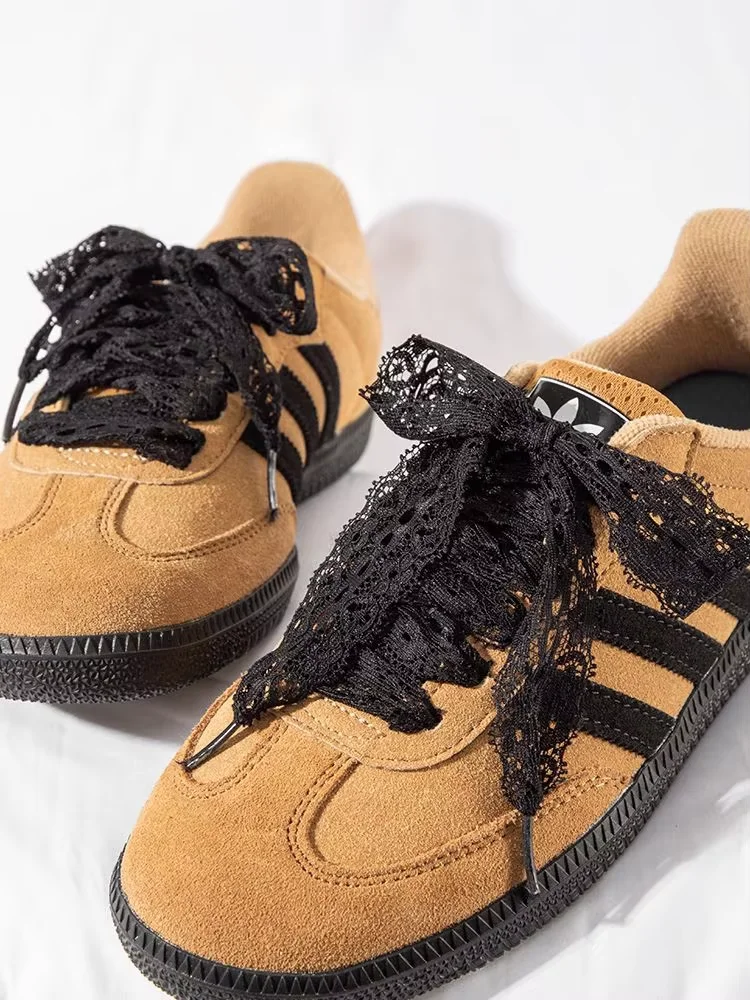 Bunte Seidenspitzen-Schnürsenkel für Mädchen, flach, 3 cm breit, lässige Schnürsenkel, weiß, schwarz, Schuhzubehör, 1 Paar Image