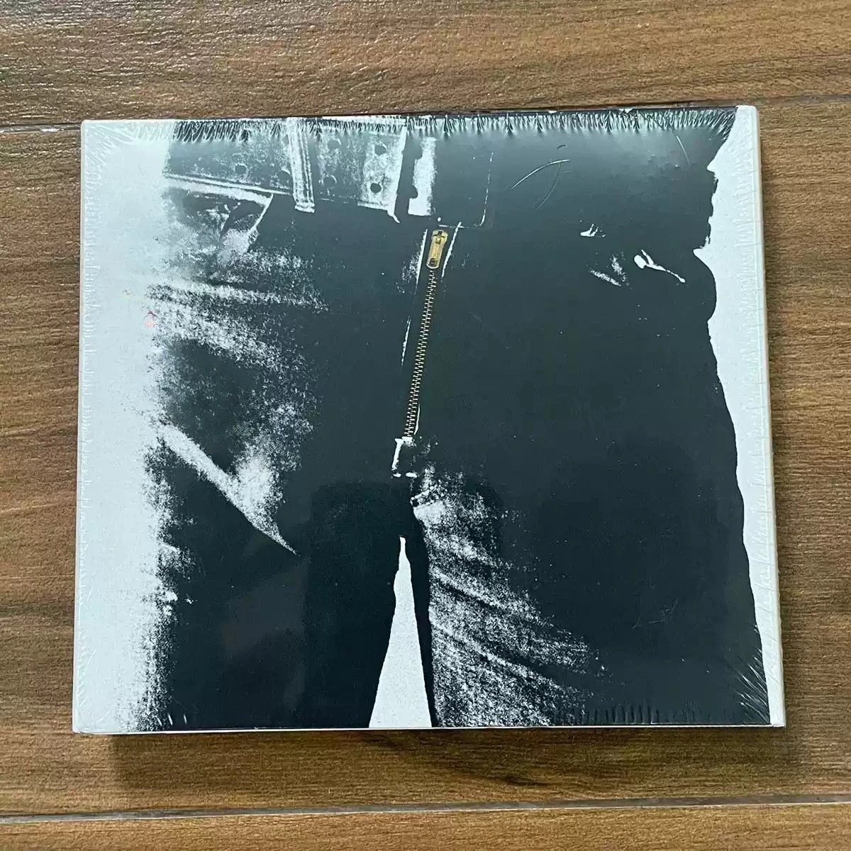 70er Jahre Vintage Blues Rock CD – Körniger Schwarz-Weiß-Denim-Reißverschluss-Fotografie-Cover – Premium-Sammel-Disc für klassische Rock-Liebhaber