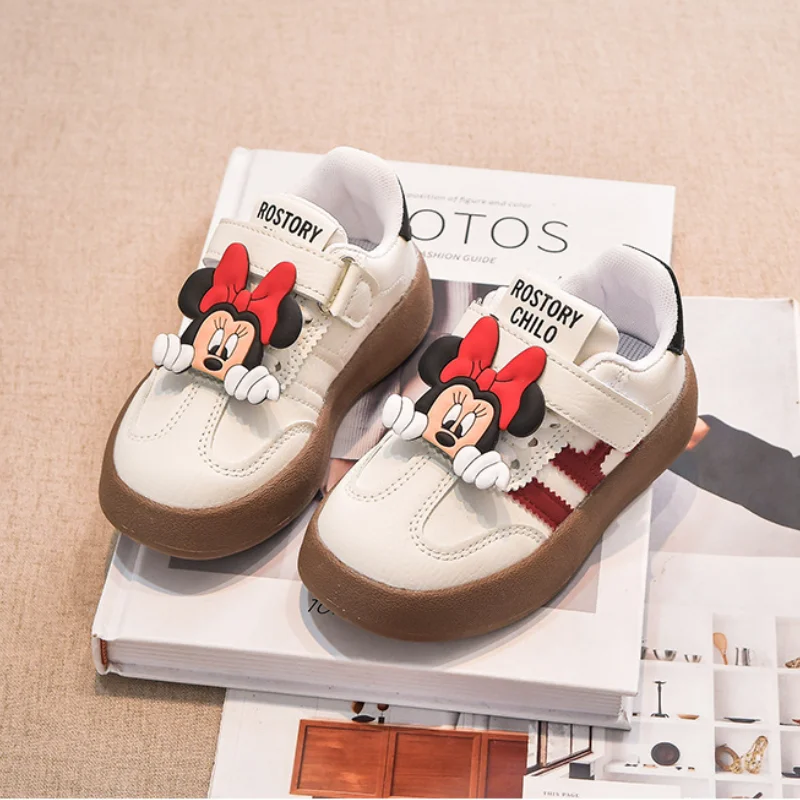 2026 Neue Freizeitschuhe für Kinder Mädchen Modische Sneaker Niedliche Cartoon-Sportschuhe für Jungen Rutschfeste Weiche Sohle Kinder-Boardschuhe