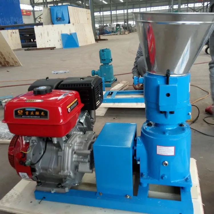 Machine à fabriquer des aliments pour volailles, moteur diesel, machine à granulés d'aliments pour animaux pour l'usine de fabrication d'aliments en granulés