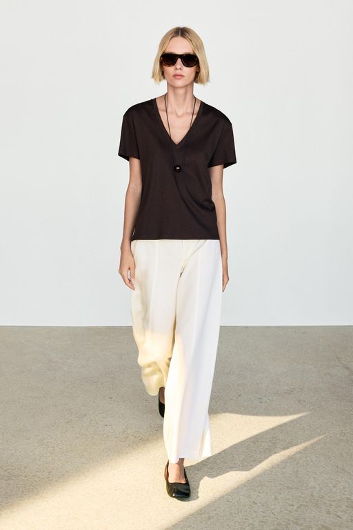 Flowing V-Neck T-Shirt - Brown - MASSIMO DUTTI Tops
