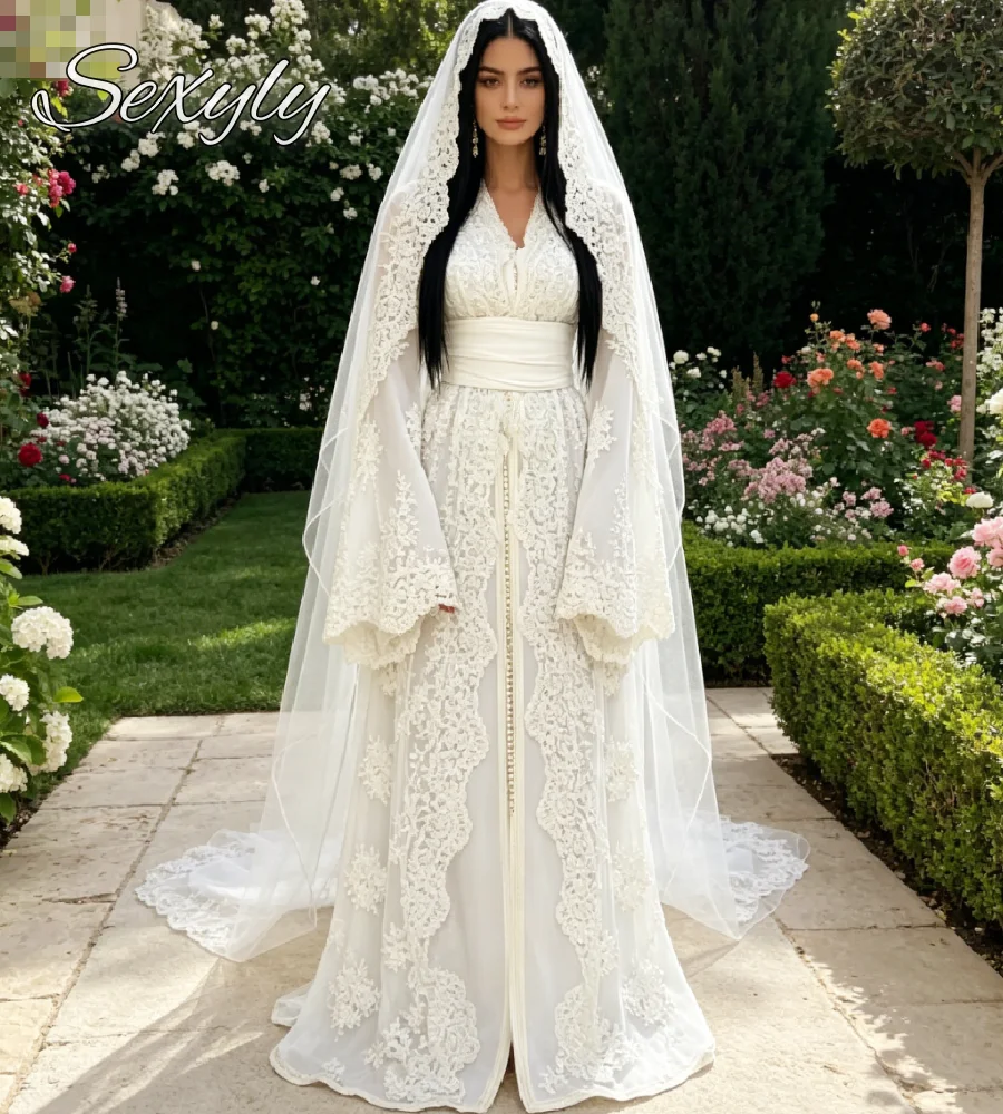 Moroccan Caftan Modest Wedding Dress 2026 Flare Sleeve Lace Muslim Dubai Islamic Abaya Bridal Gowns Elegant Takchita Bridal Gown