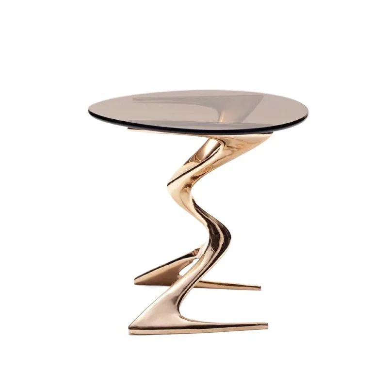 Petite table basse en fibre de verre d