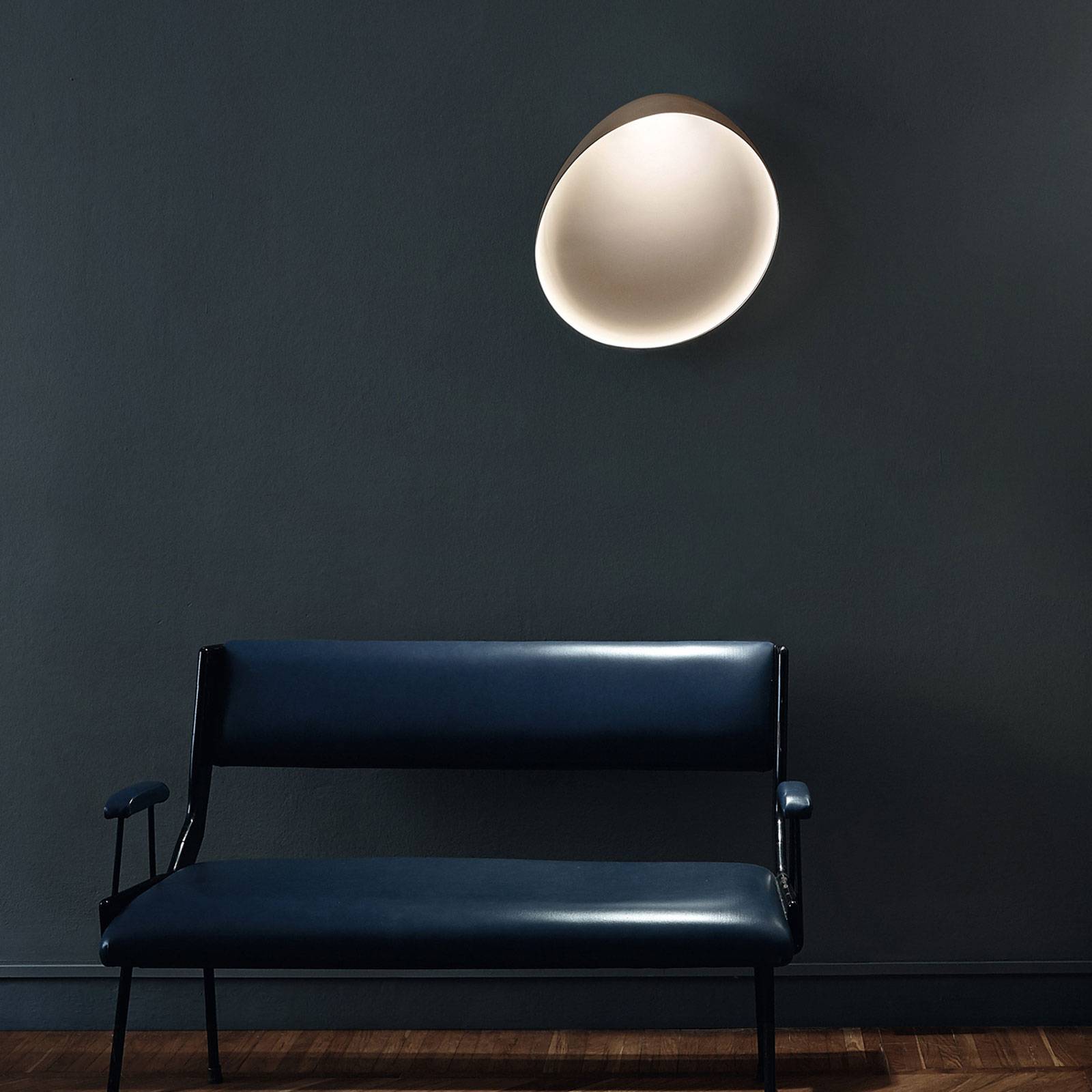 Foscarini Applique da parete di design Lake, dimmerabile, Crema / Ambra, Soggiorno / Sala da pranzo, Plastica, Design, Applique