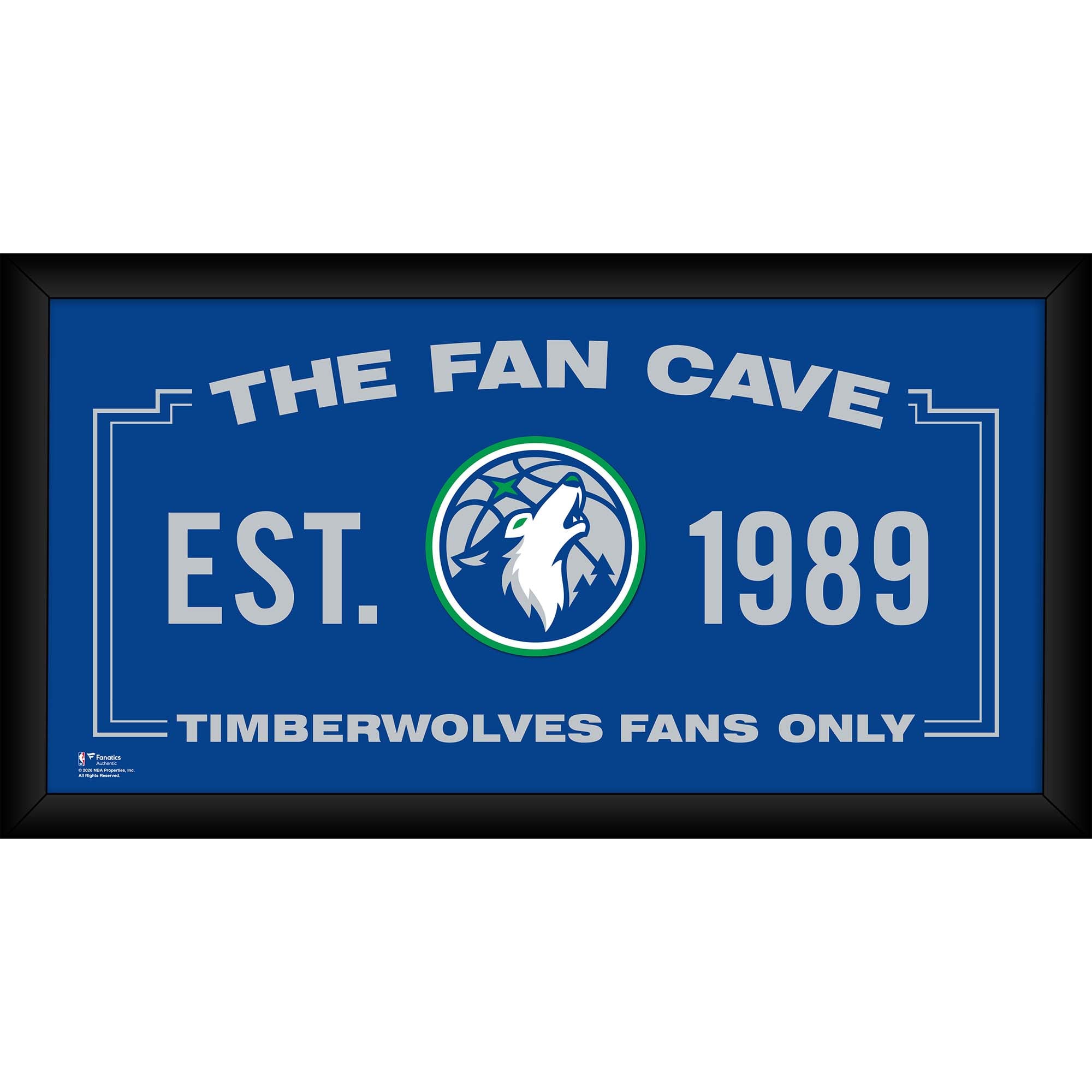 Collage encadré 10" x 20" des Minnesota Timberwolves, représentant un fan de la grotte. - No Gender Taille: No Size